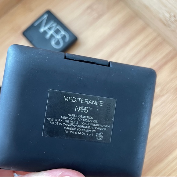 NARS makeup set - Picture 6 of 9